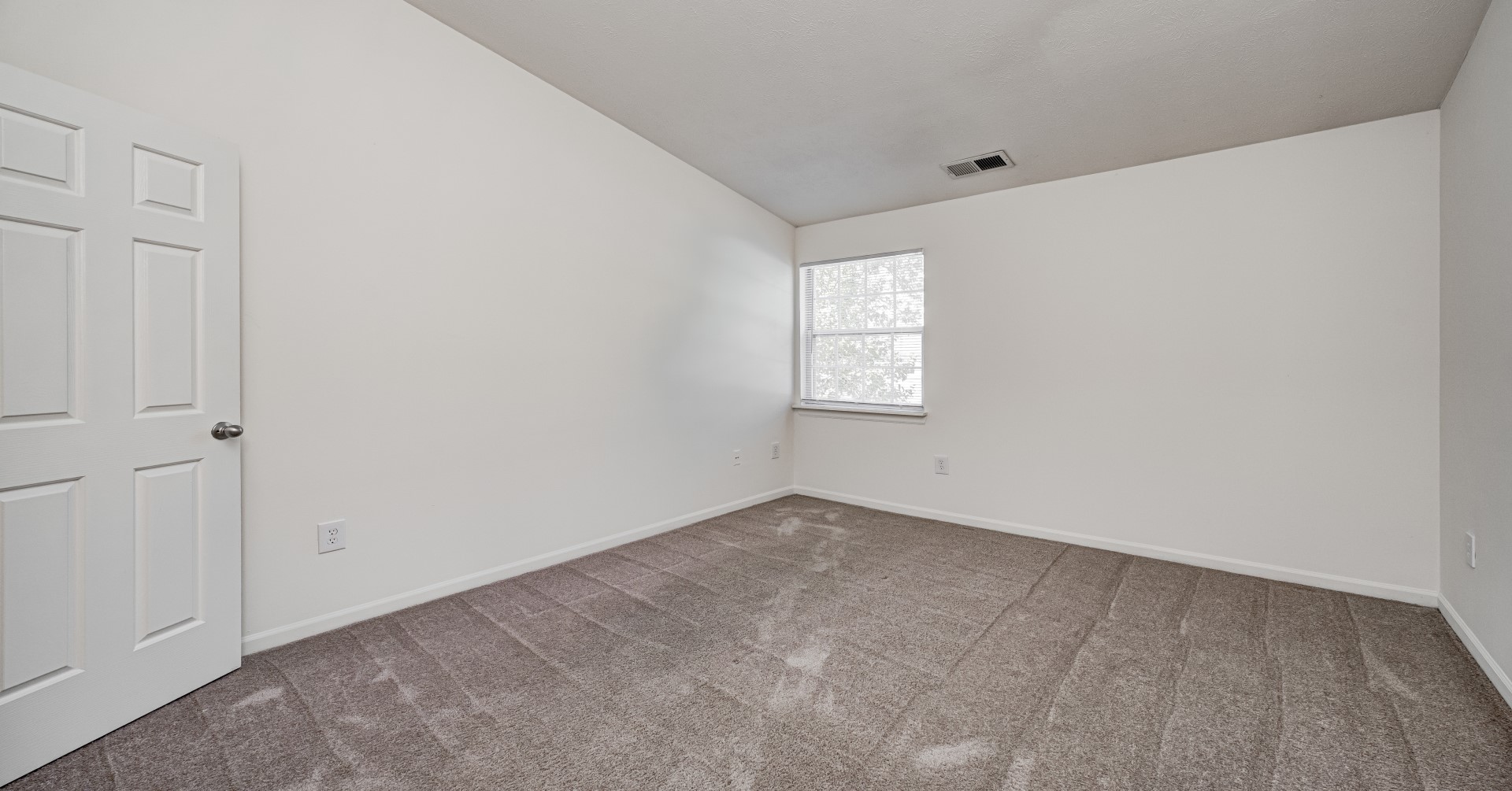 Bayshore apartments Bedroom