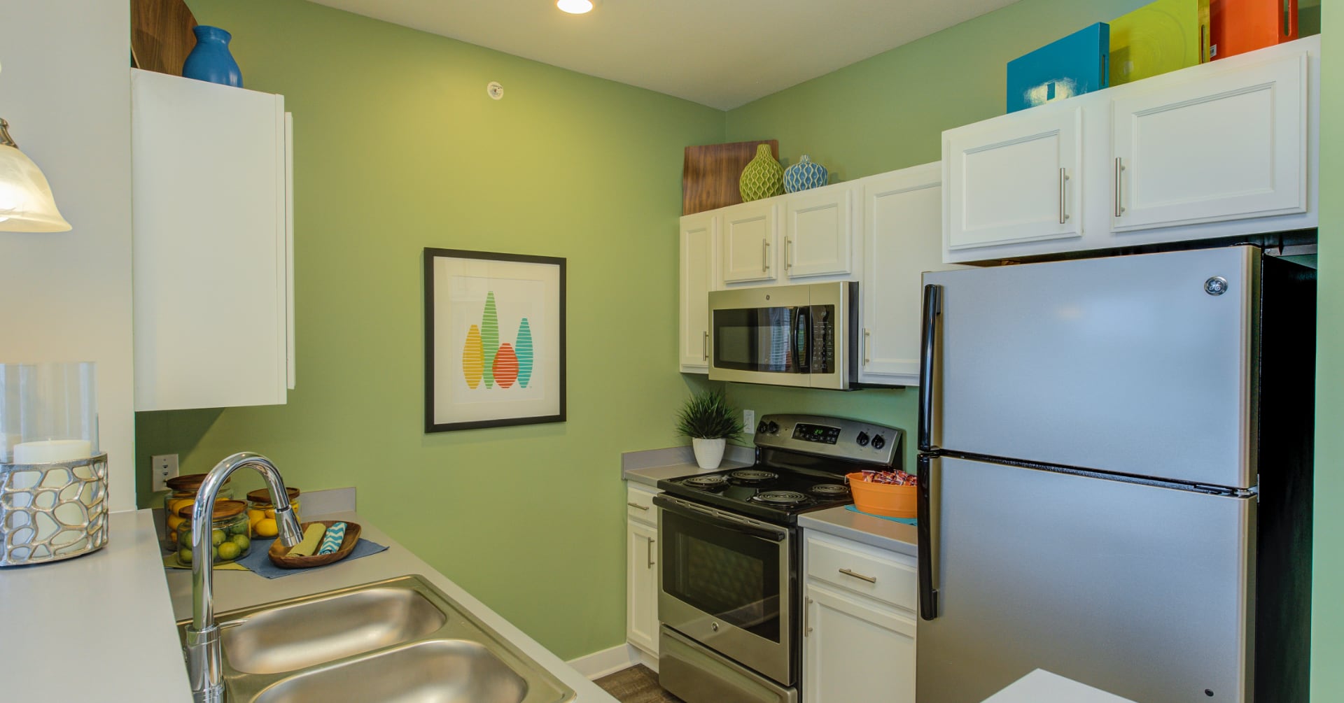 Lakeside Kitchen